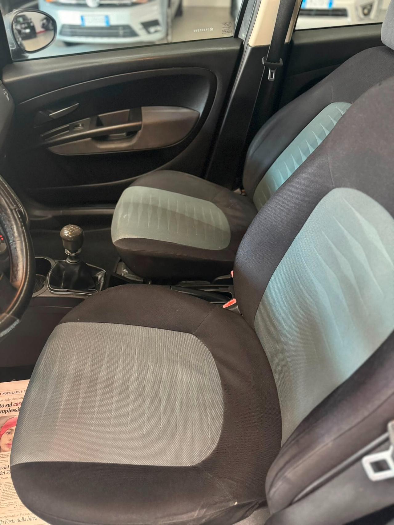 Fiat Punto GRANDE 1.4 5P DYNAMIC NATURAL POWER