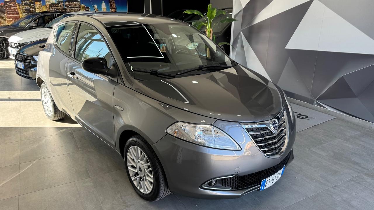 Lancia Ypsilon 1.3 MJT 16V 95 CV 5 porte S&S Gold