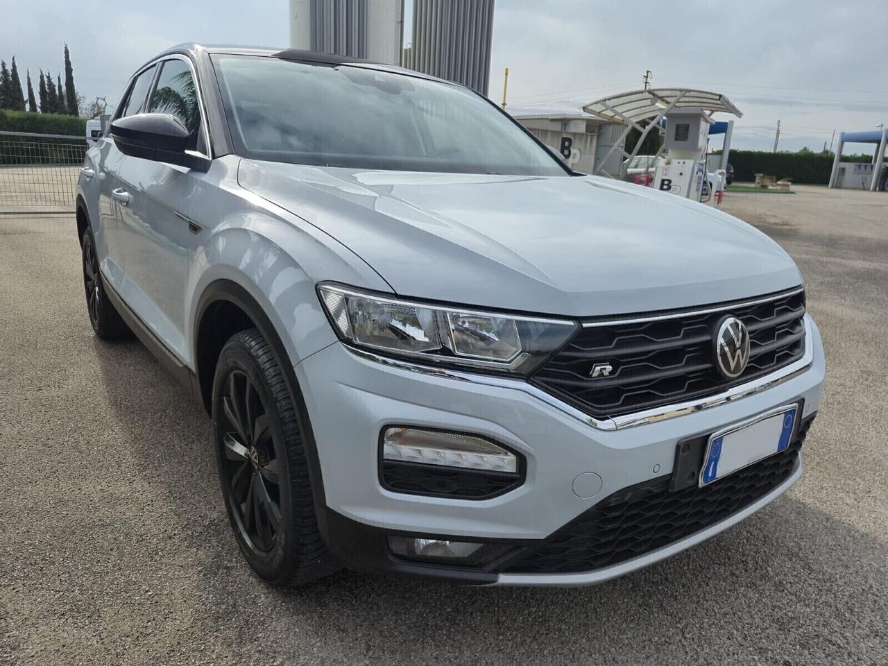 VOLKSWAGEN T-ROC 1.5 BENZINA 150 CV DSG ALLESTIMENTO R-LINE -2021