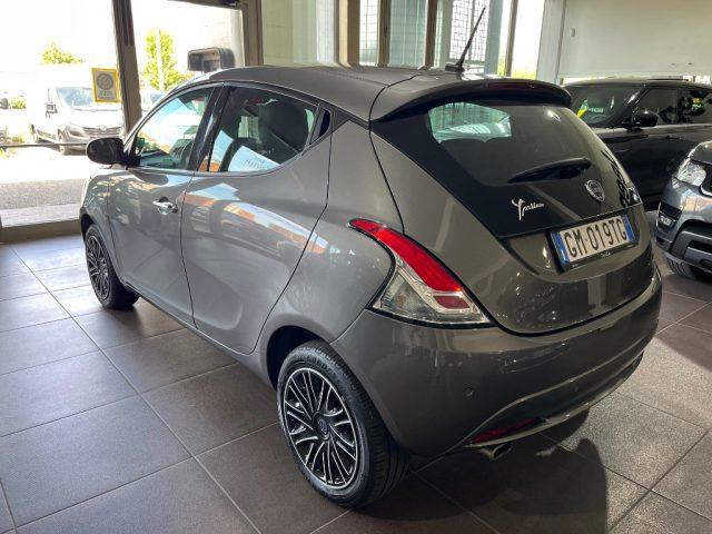 LANCIA Ypsilon 1.0 Hybrid Gold 35000km
