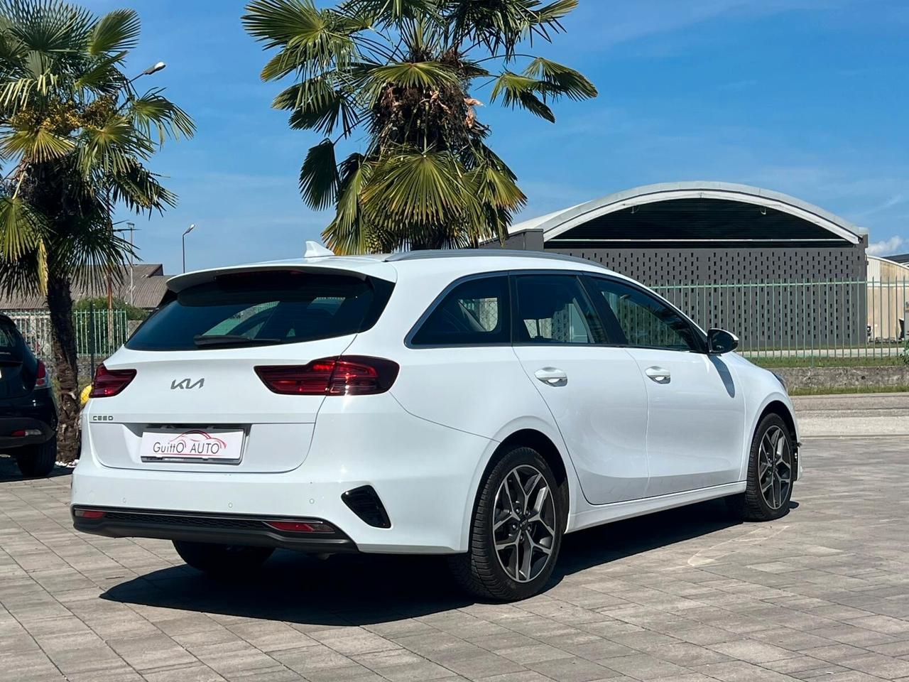 Kia Ceed Sportswagon 1.6 CRDi 136 CV MHEV iMT SW Business Class