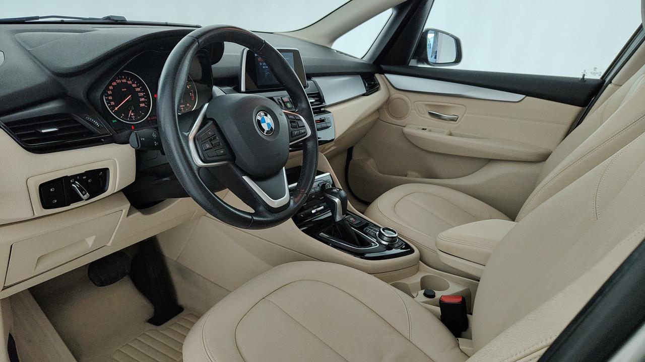 BMW Serie 2 F45 2014 Active Tourer - 220i Active Tourer auto
