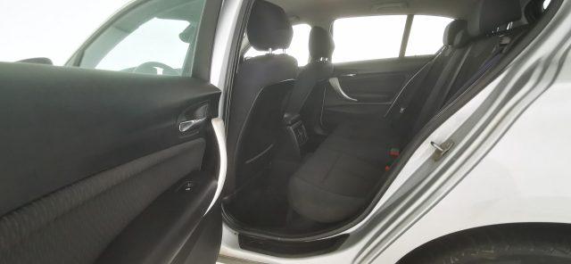 BMW 120 d 5p. Unique - CAMBIO AUTOMATICO
