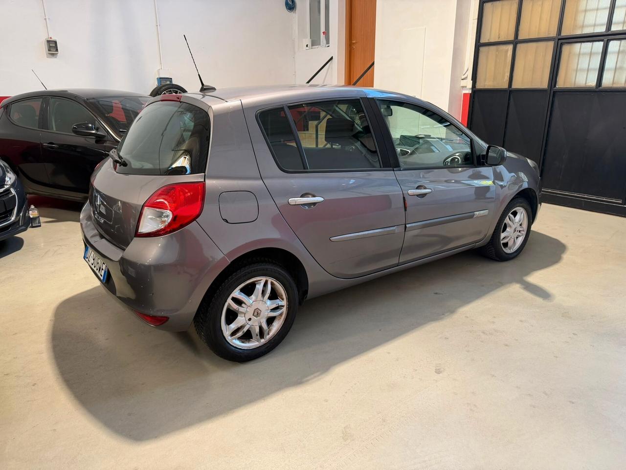 Renault Clio 1.2 16V 5 porte Luxe