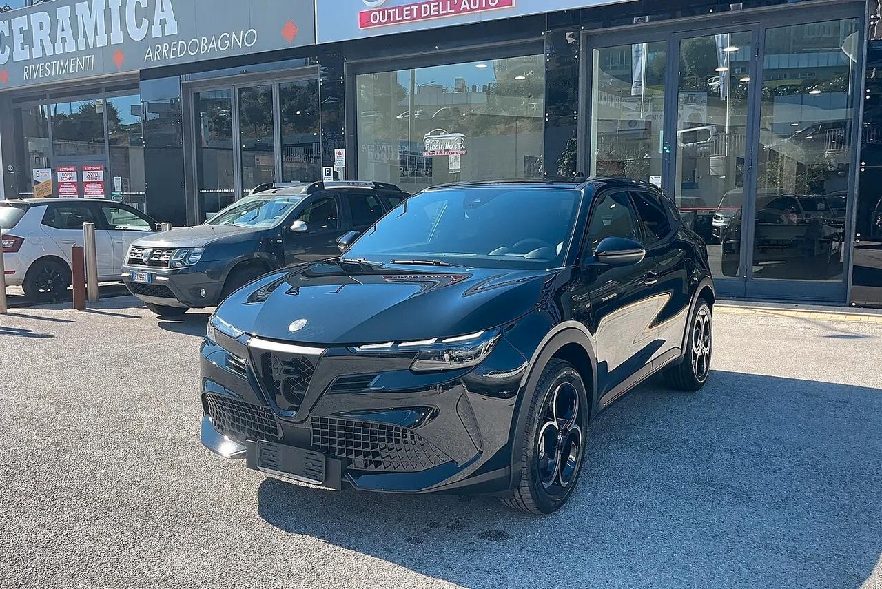 Alfa Romeo Junior 1.2 136 CV Hybrid eDCT6 Speciale