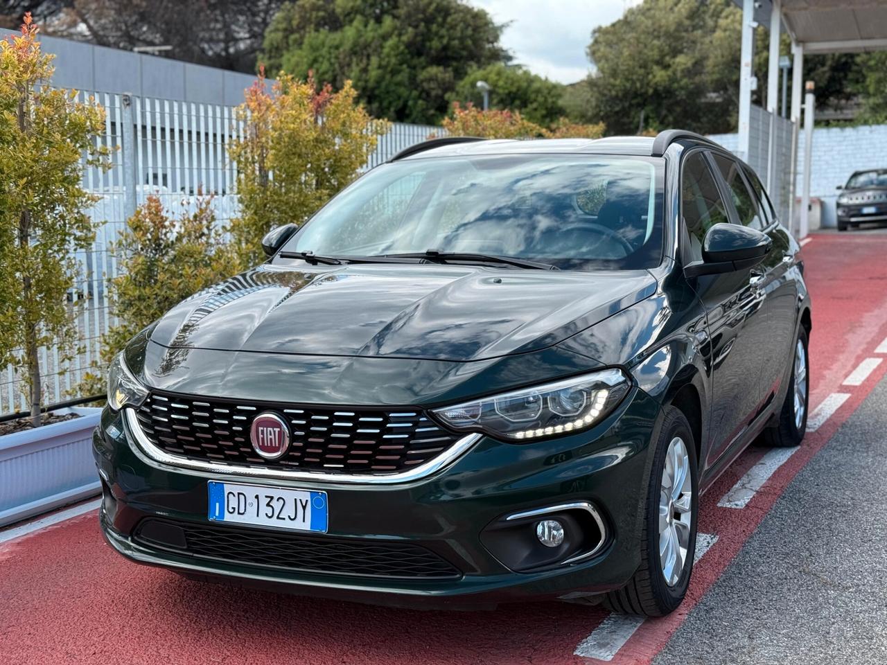 Fiat Tipo 1.6 Mjt S&S DCT SW Lounge