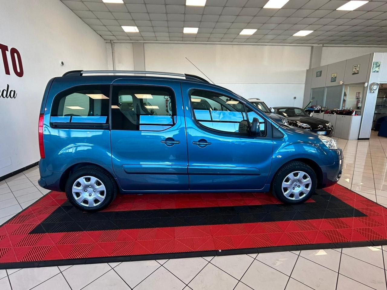 Peugeot Partner Tepee 1.6 HDi 90CV Outdoor