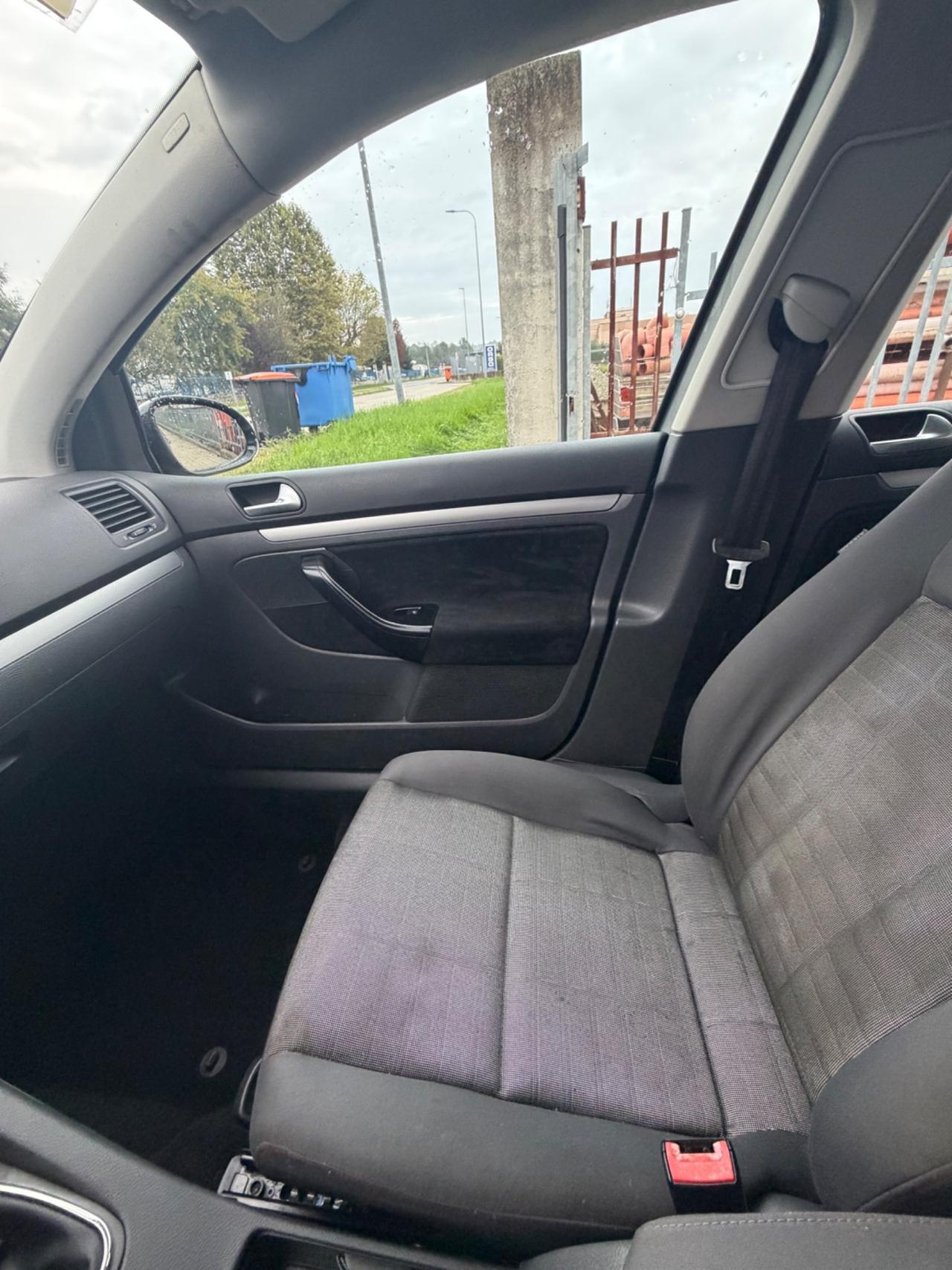 Volkswagen Golf 5 1.9 TDI 5p. Sportline