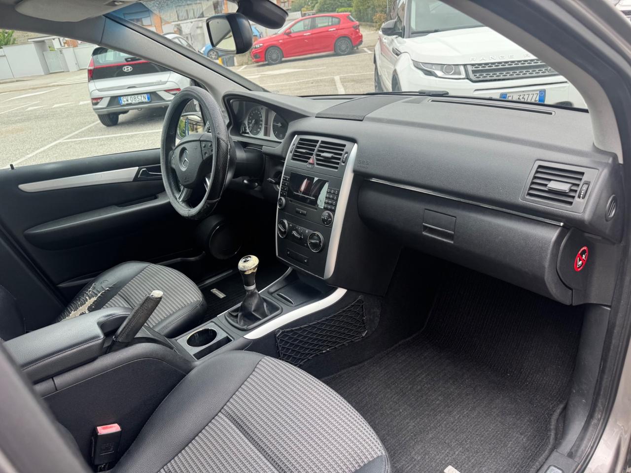 Mercedes-benz B 180 Sport