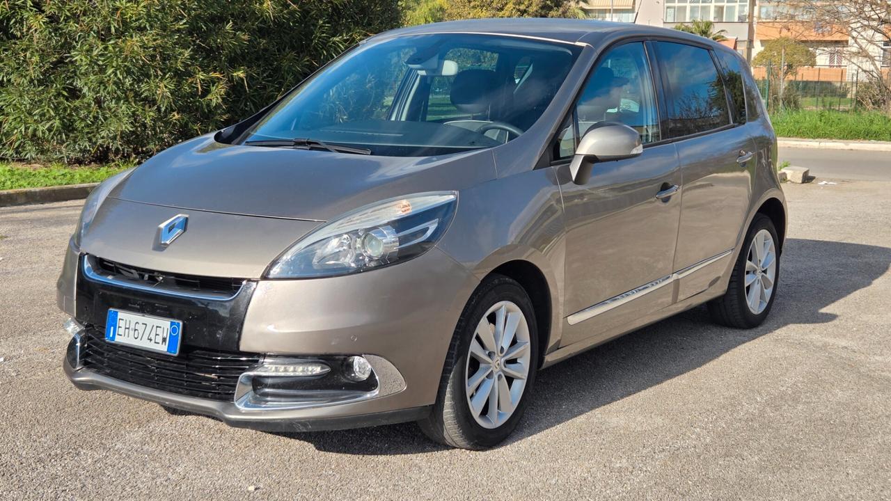 Renault Scenic Scénic X-Mod 1.5 dCi 110CV Luxe