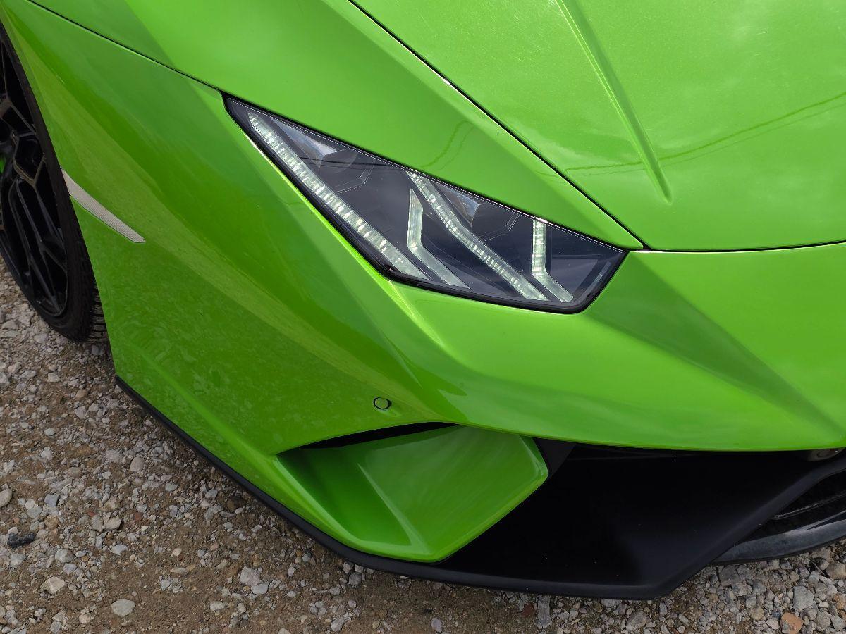 LAMBORGHINI HURACAN SPYDER PERFORMANTE NOLEGGIO