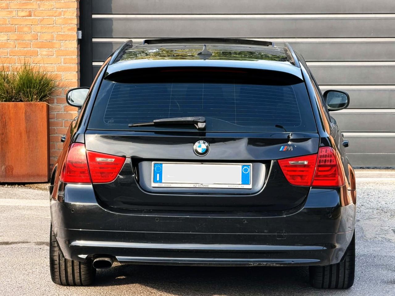 Bmw 318d aut-Restyling-Navi.Tetto,Pelle,Xeno-Full-Euro5