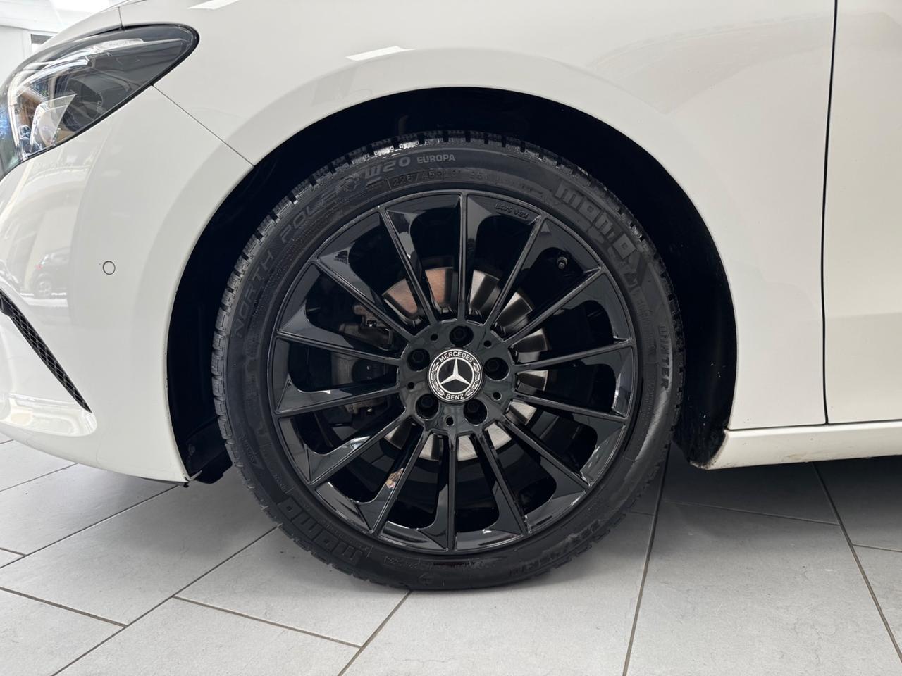 Mercedes-benz B 180 d Premium