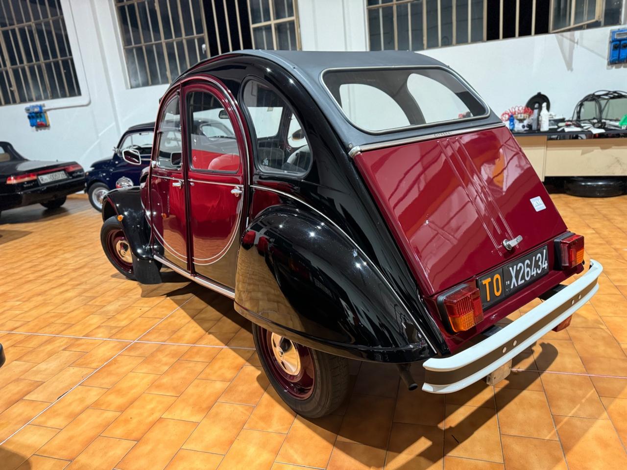 Citroen 2CV Charleston