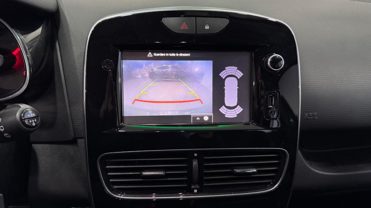 Renault Clio dCi 8V 90 CV 5 porte Moschino Intens
