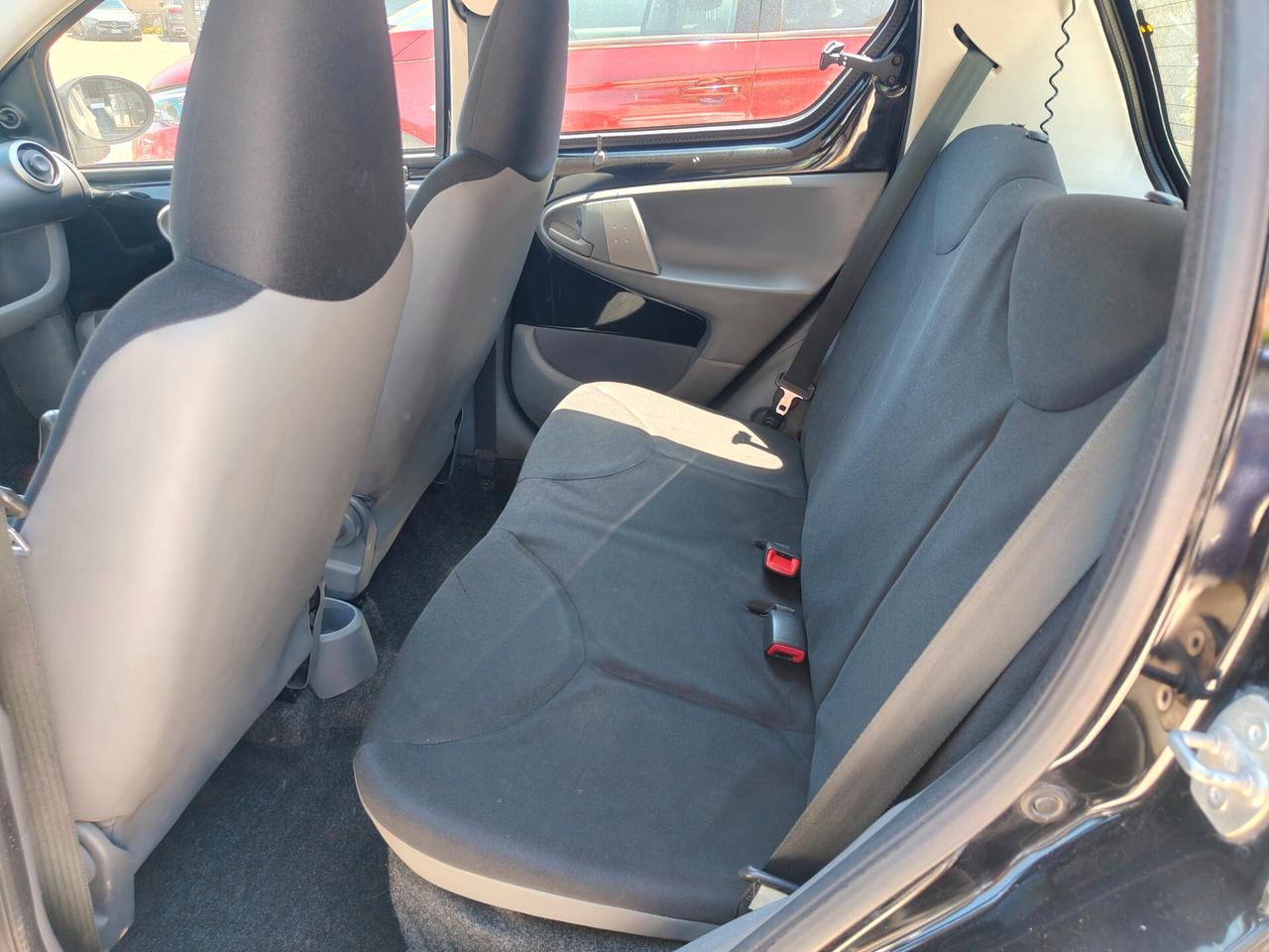 Toyota Aygo 1.0 5 PORTE SOLO 100000KM UNIPRO