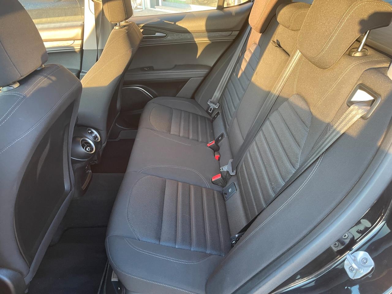 Alfa Romeo Stelvio 2.2 TD 190 CV AT8 Q4 Business PREZZO REALE