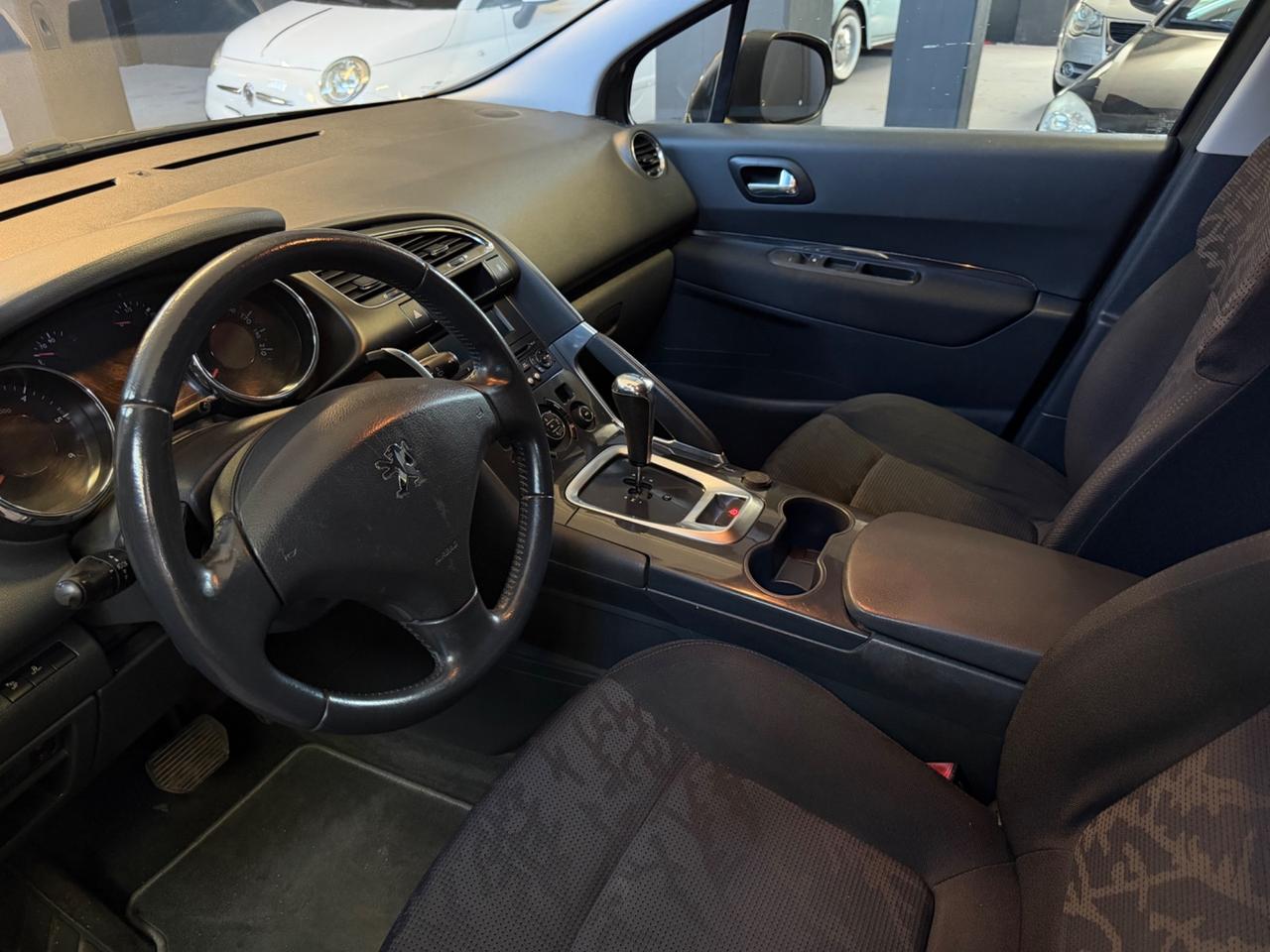Peugeot 3008 1.6 HDi 110CV - CAMBIO AUTOMATICO