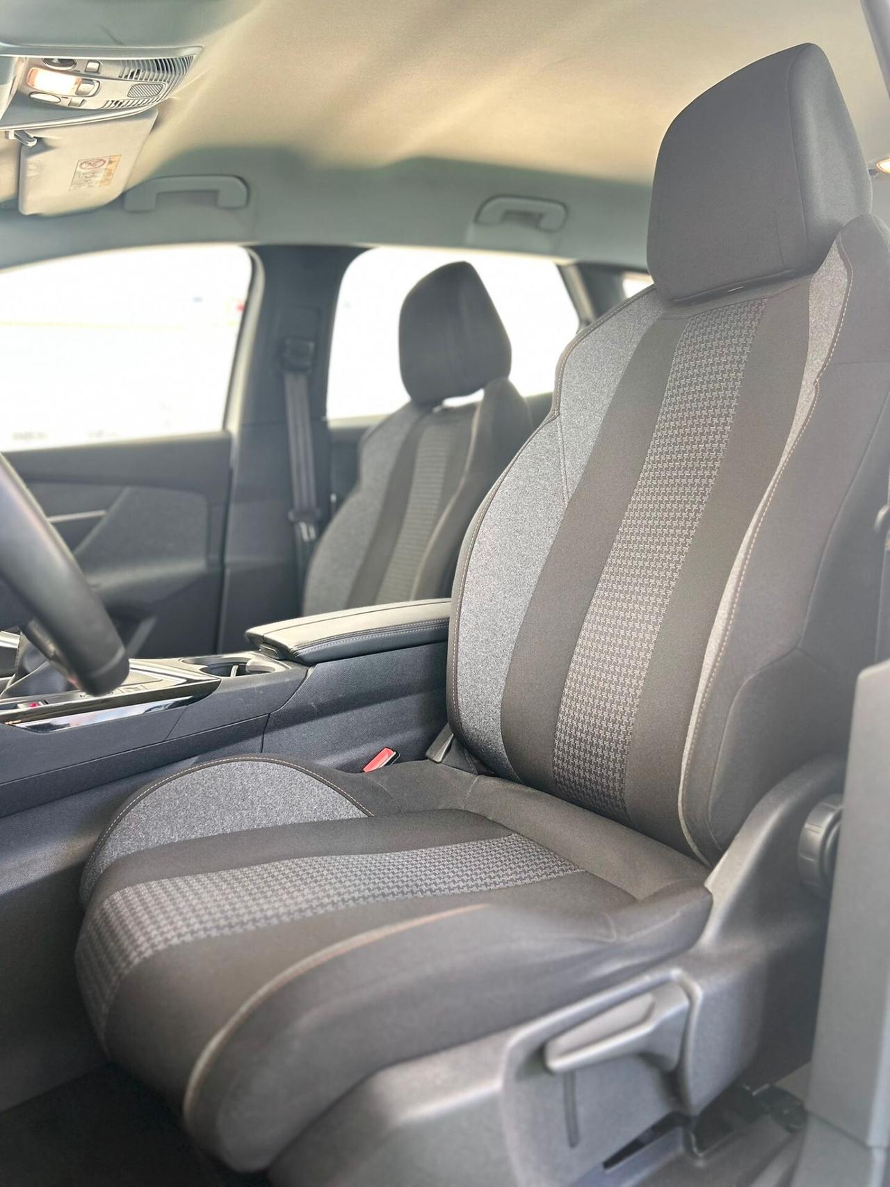 Peugeot 3008 BlueHDi 130 S&S Allure