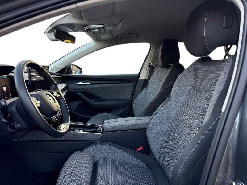 Skoda Superb IV 2024 Wagon Wagon 2.0 tdi Selection 150cv dsg