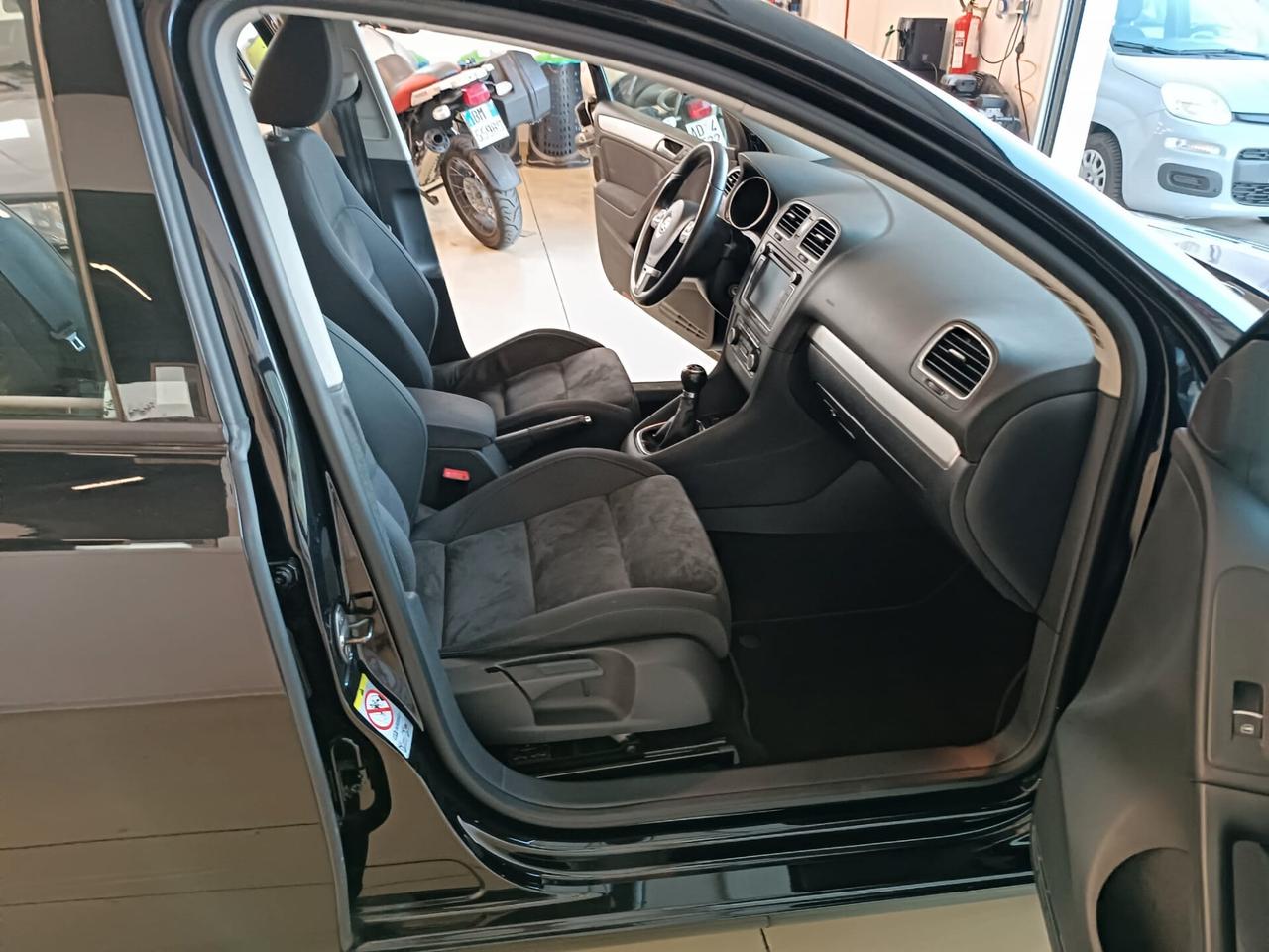 Volkswagen Golf Business 1.6 TDI 5p. Highline