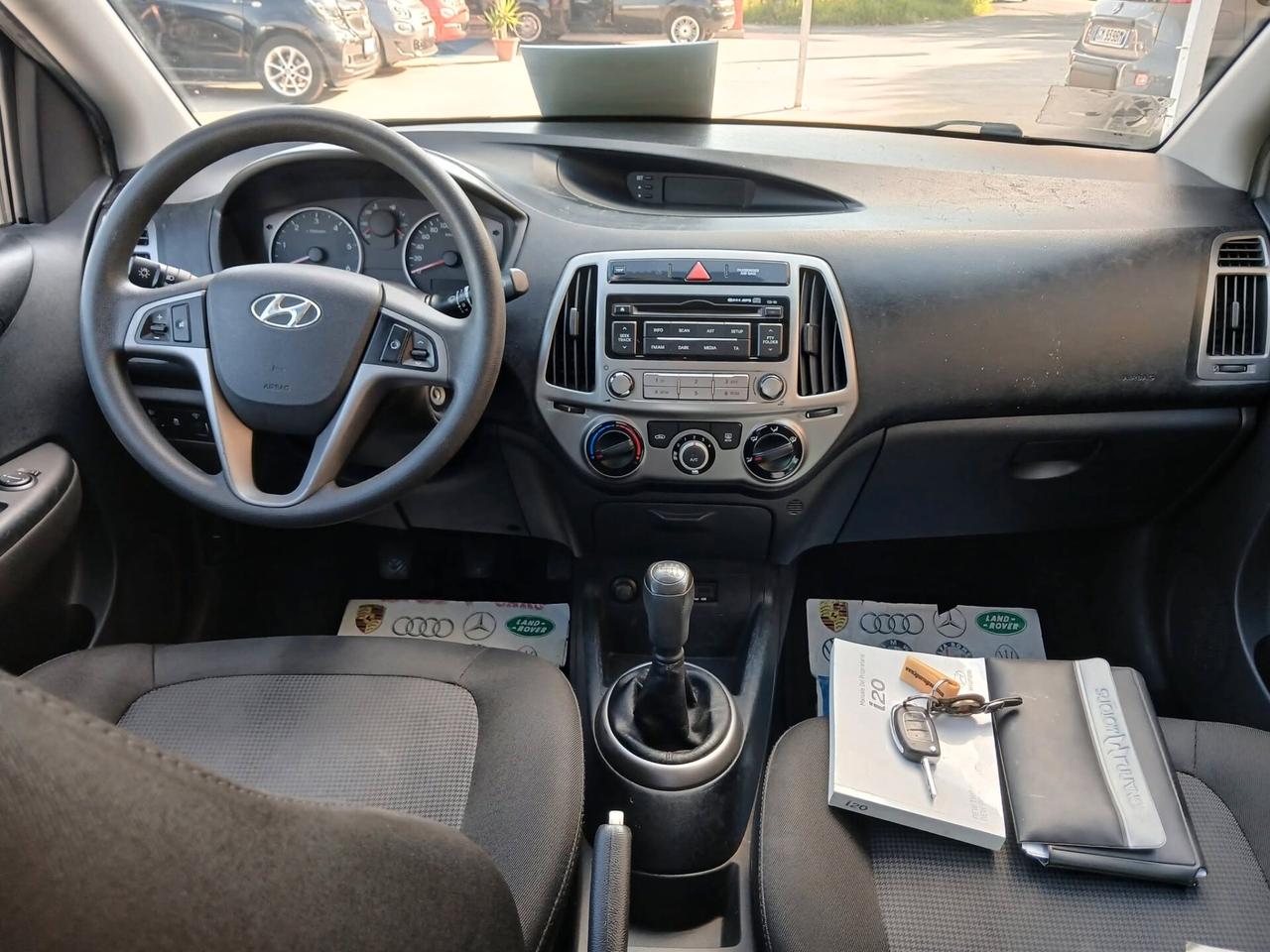Hyundai i20 1.1 CRDi 5p. Classic KM 128000 consumi bassissimi ottima utilitaria