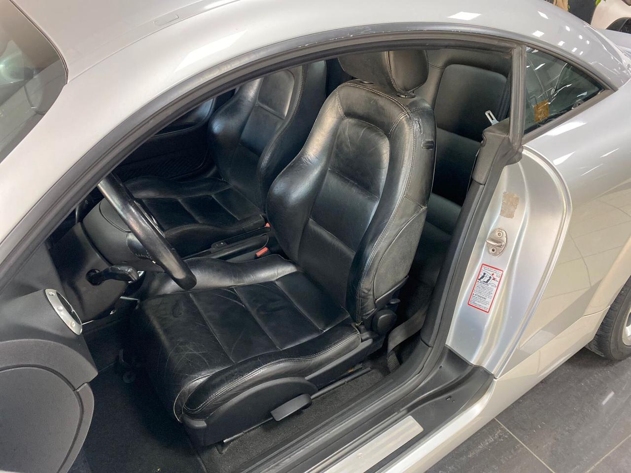 Audi TT Coupé 1.8 T 20V 179 CV cat