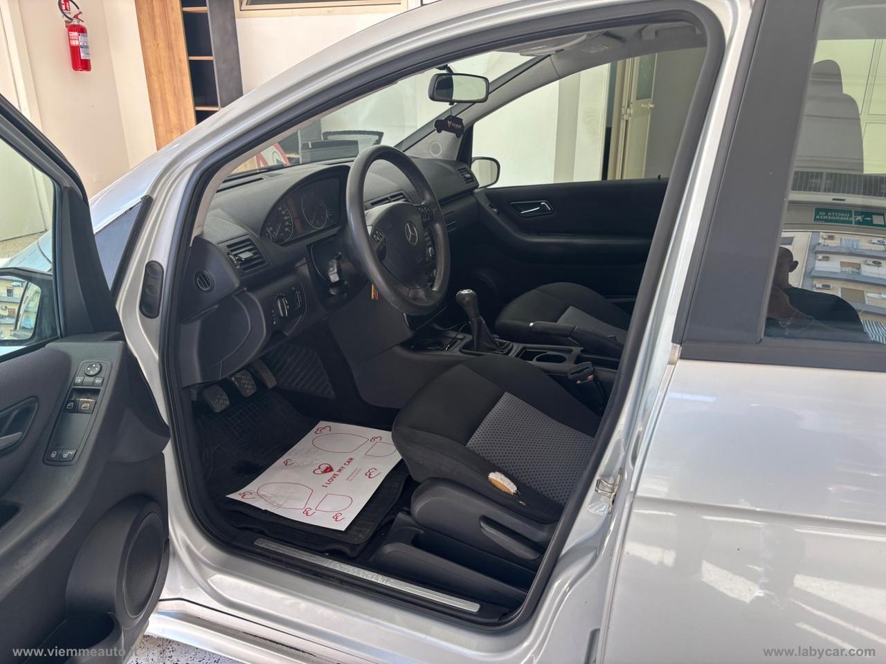 MERCEDES-BENZ A 180 CDI Avantgarde