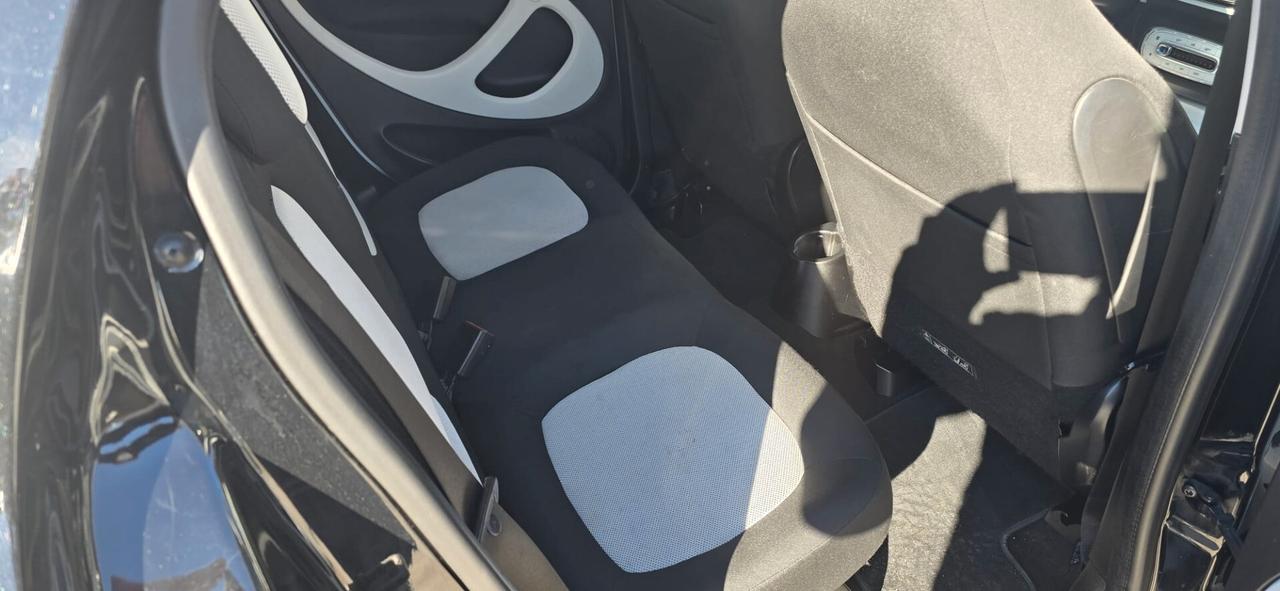 Smart ForFour 70 1.0 Passion