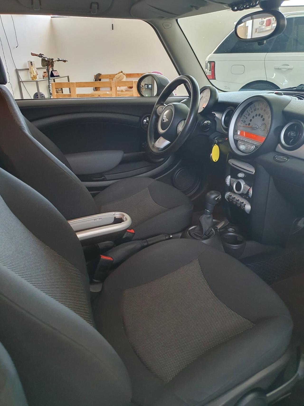 Mini 1.6 16V Cooper 50 Mayfair