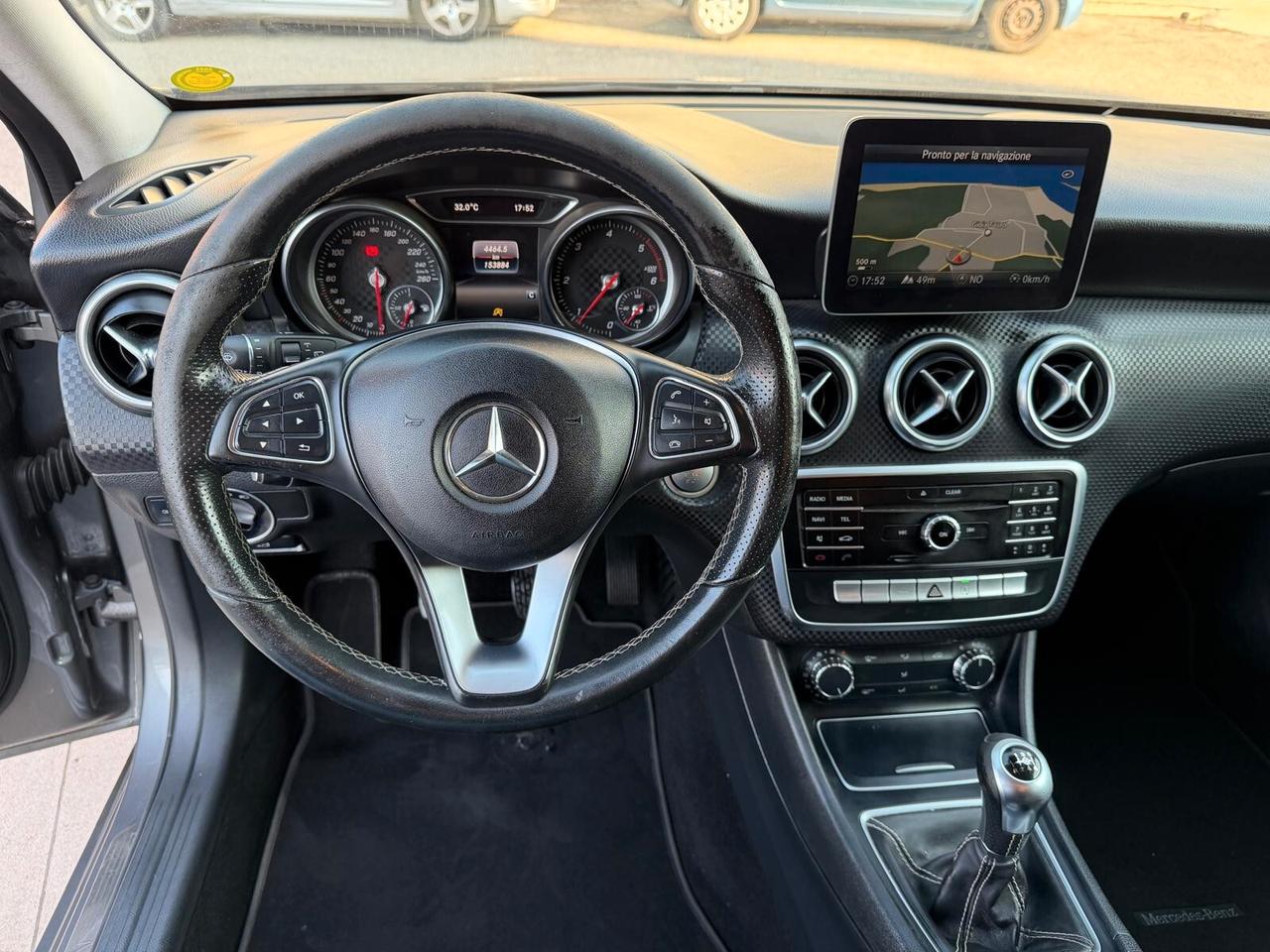 Mercedes-benz A 180 160 d Premium