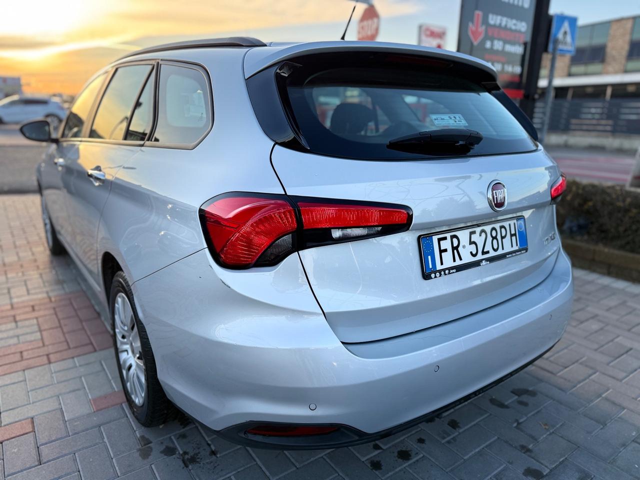 Fiat Tipo 1.6 Mjt S&S SW Lounge 120CV EURO6