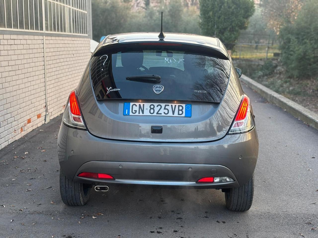 Lancia Ypsilon 1.0 FireFly 5 porte S&S Hybrid Gold Plus