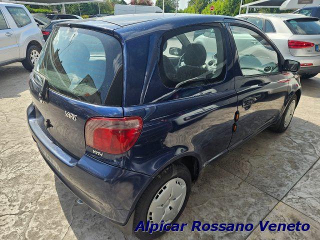 TOYOTA Yaris 1.0i 16V cat 3 porte