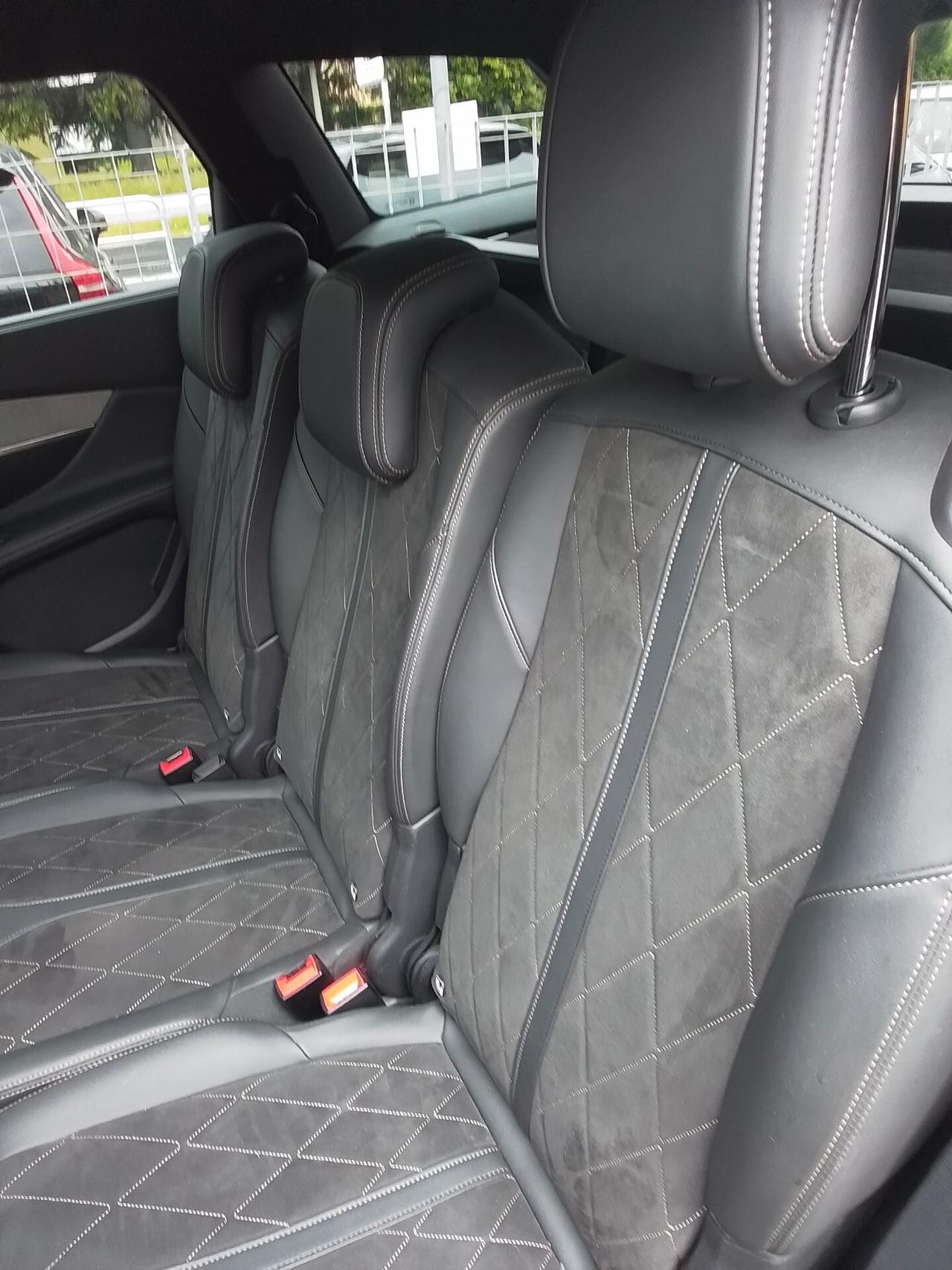 Peugeot 5008 BlueHDi 180 S&S EAT8 GT