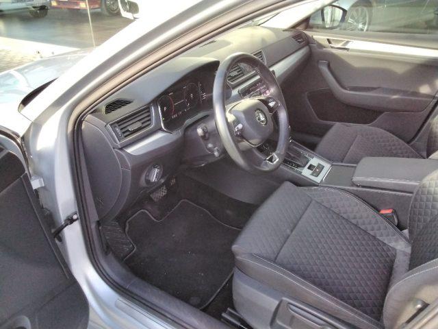 SKODA Superb 2.0 TDI EVO 150 CV SCR DSG Wagon Executive