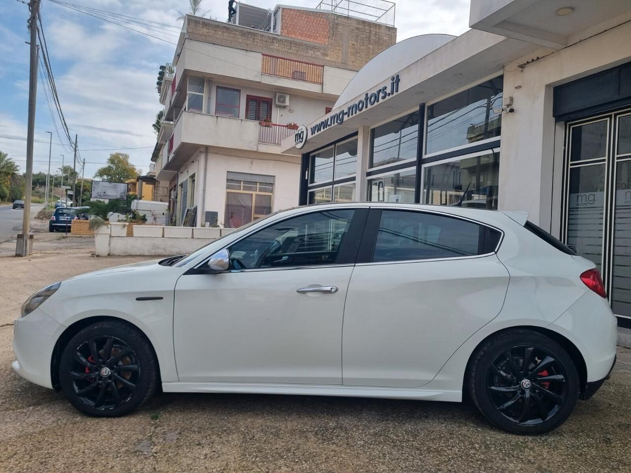 Alfa Romeo Giulietta 1.6 JTDm-2 105 CV TETTUCCIO PELLE