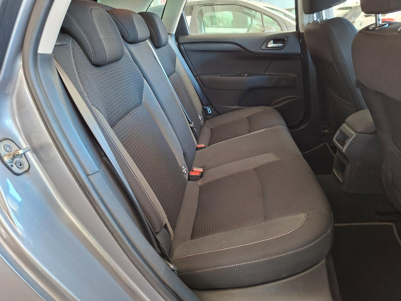 Citroen C4 1.6 hdi EURO 6B / NEOPATENTATI