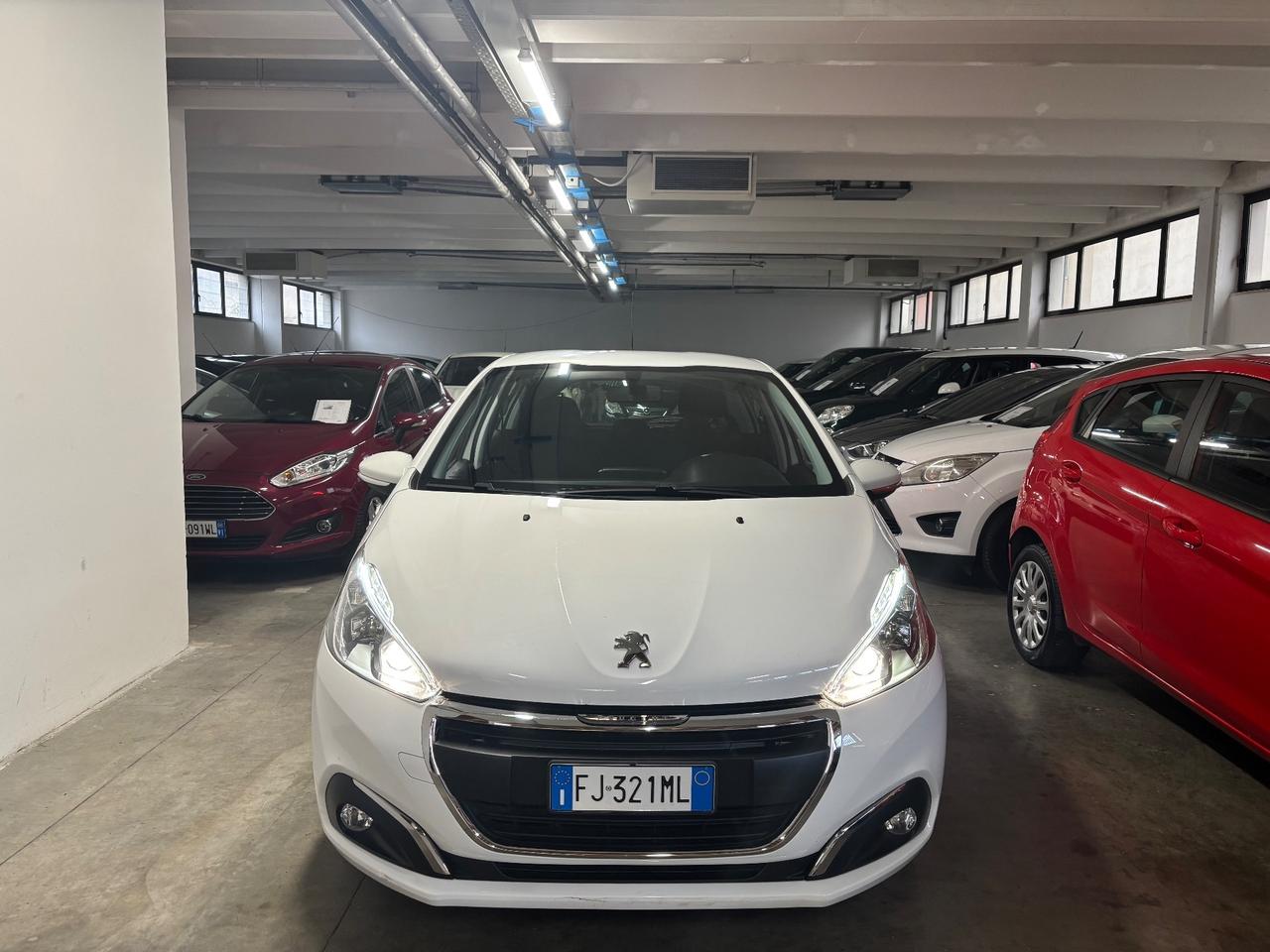 Peugeot 208 1.6 hdi Allure | OK NEOPATENTATI |