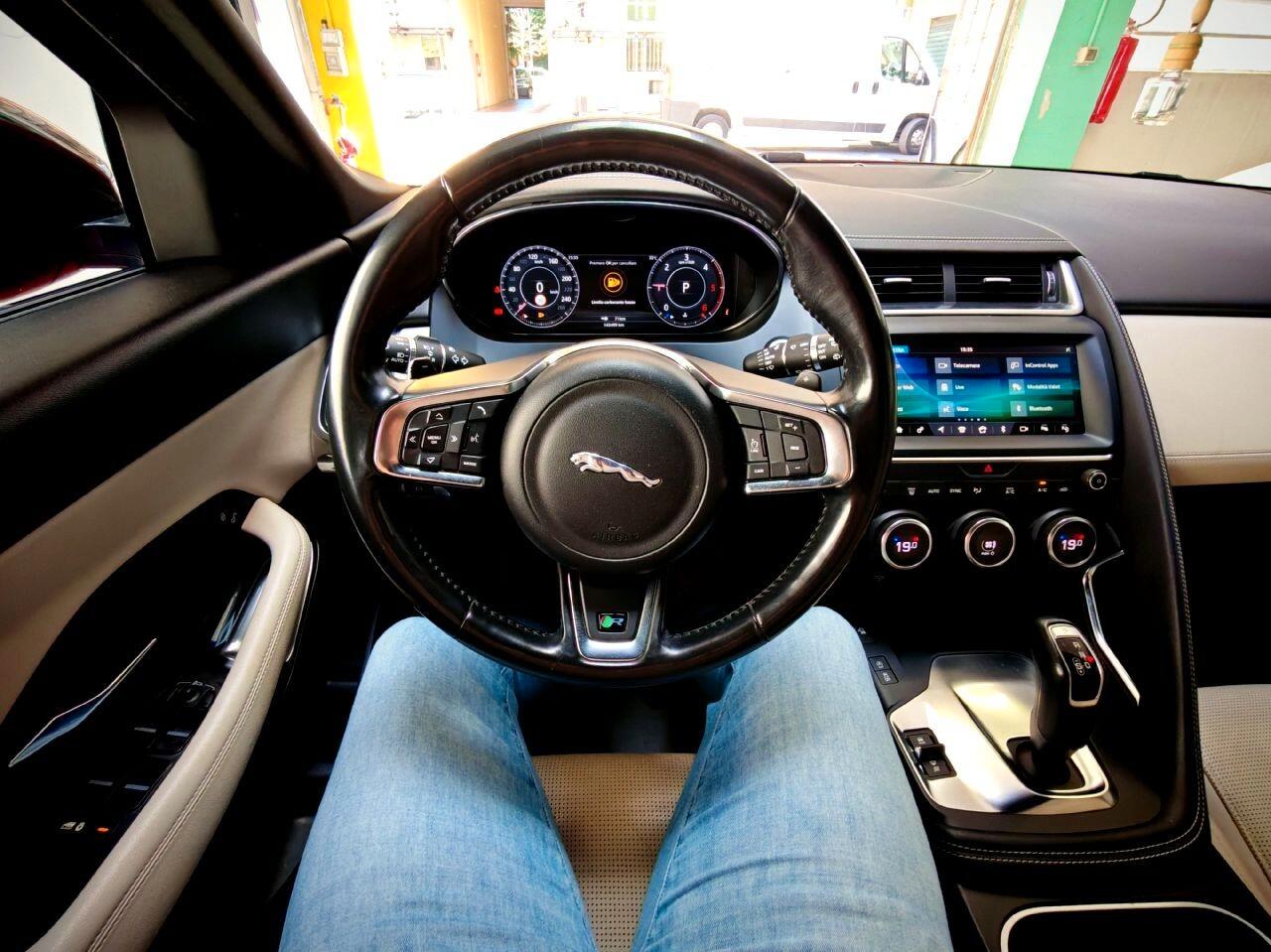 Jaguar E-Pace 2.0D AWD 240cv R-Dynamic My19