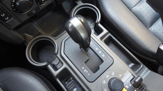 LAND ROVER Discovery 3 2.7 TDV6 HSE Autocarro