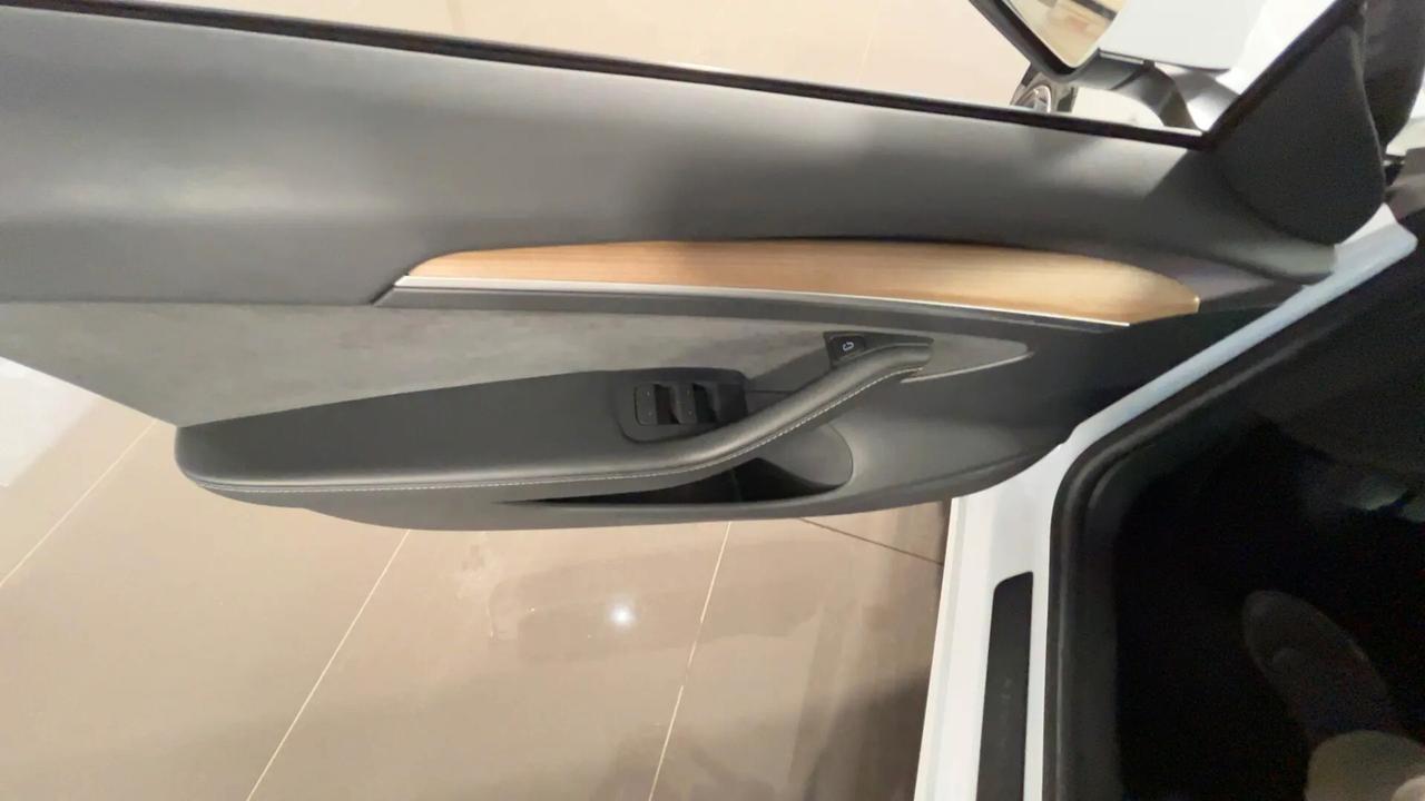 Tesla Model 3 Model 3 RWD