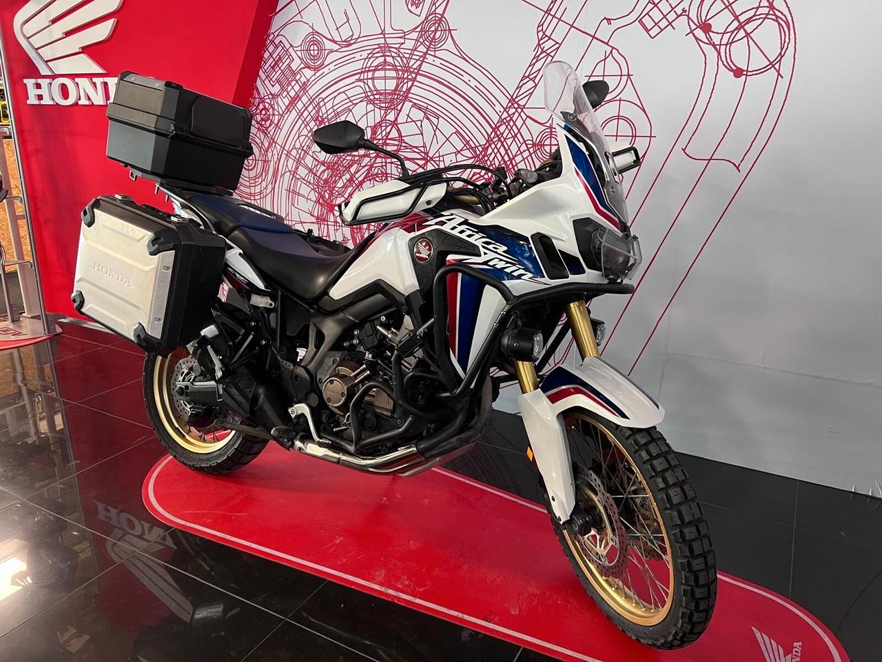 Honda CRF1000L Africa Twin Travel Edition 2016