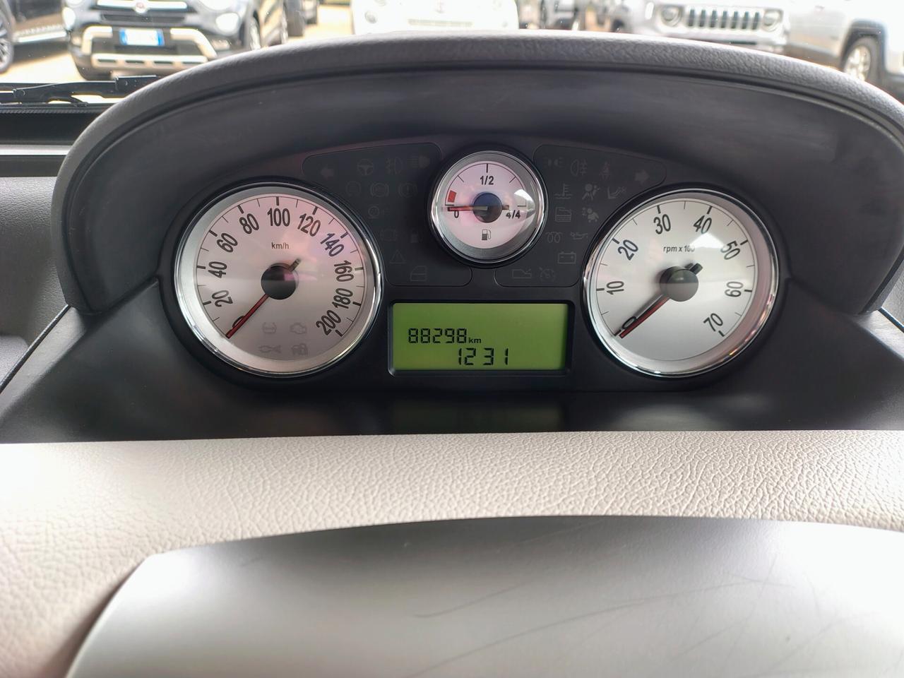 Lancia Ypsilon 1.2 Benz. 88.000 km