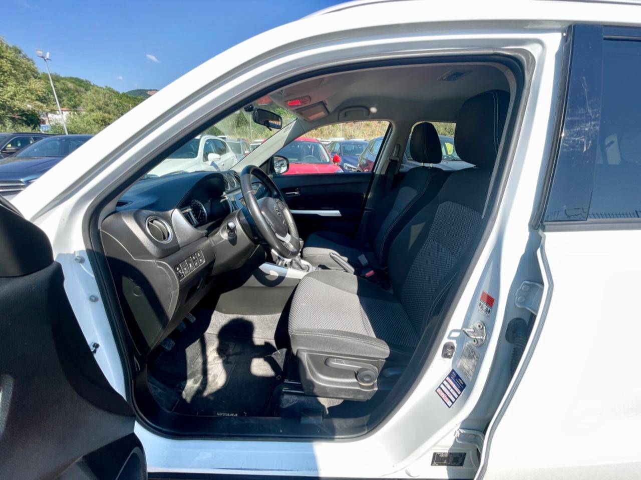 Suzuki Vitara 1.6 DDiS 4WD TOP radar-telecamera