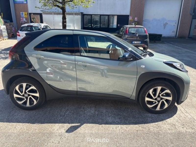 Toyota Aygo X 1.0B (72 CV) Trend