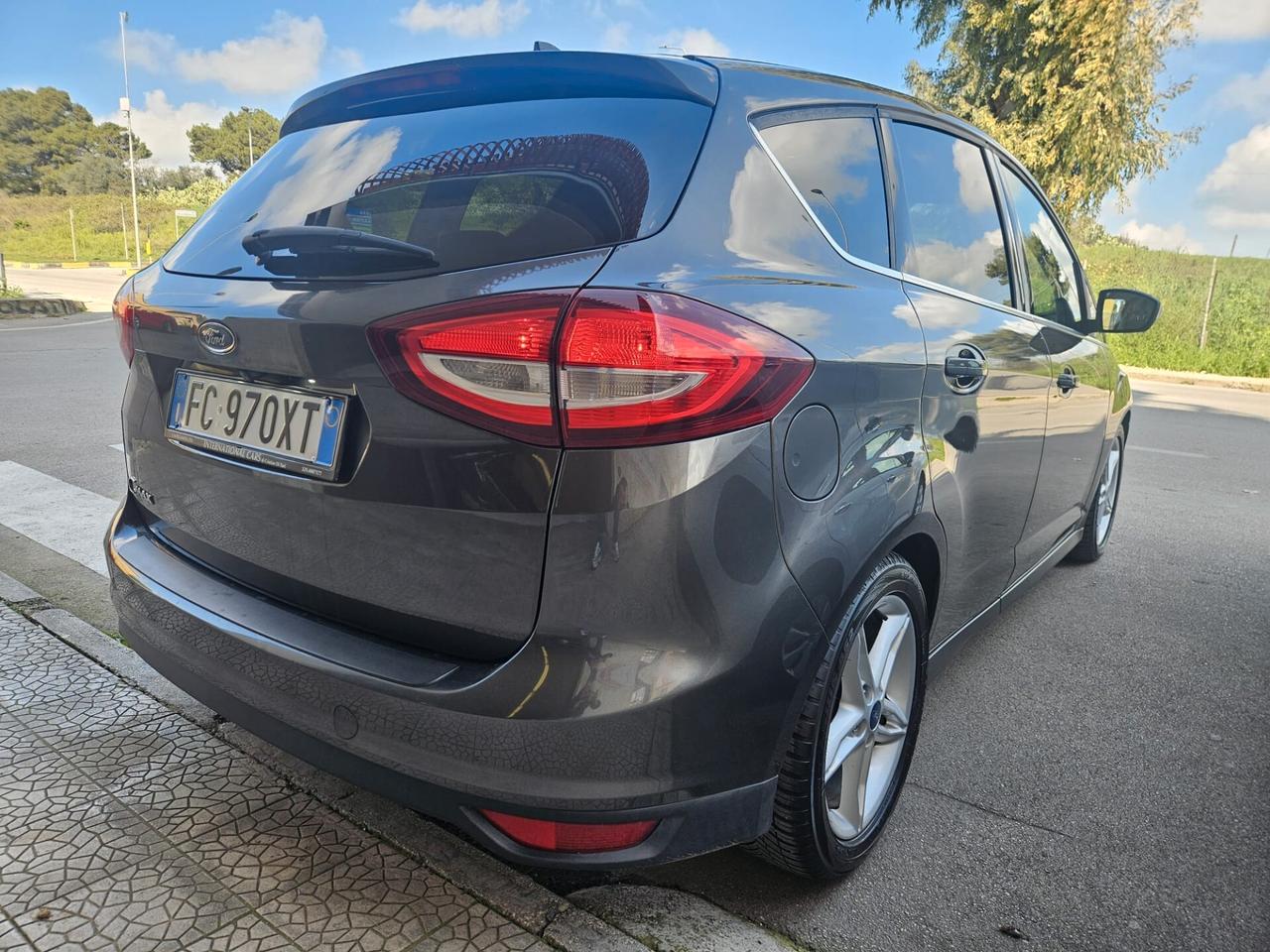 Ford C-max 1.5 120cv tdci 88kw Titanium X