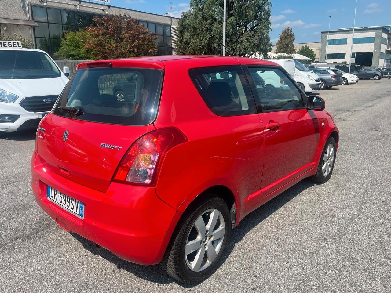 Suzuki Swift 1.3 3p. GL Safety Pack