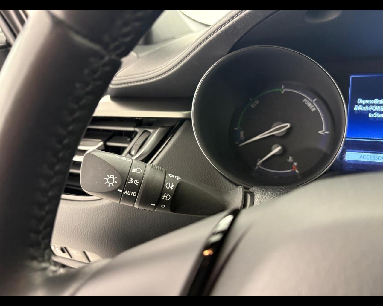 TOYOTA C-HR 1.8h Trend e-cvt