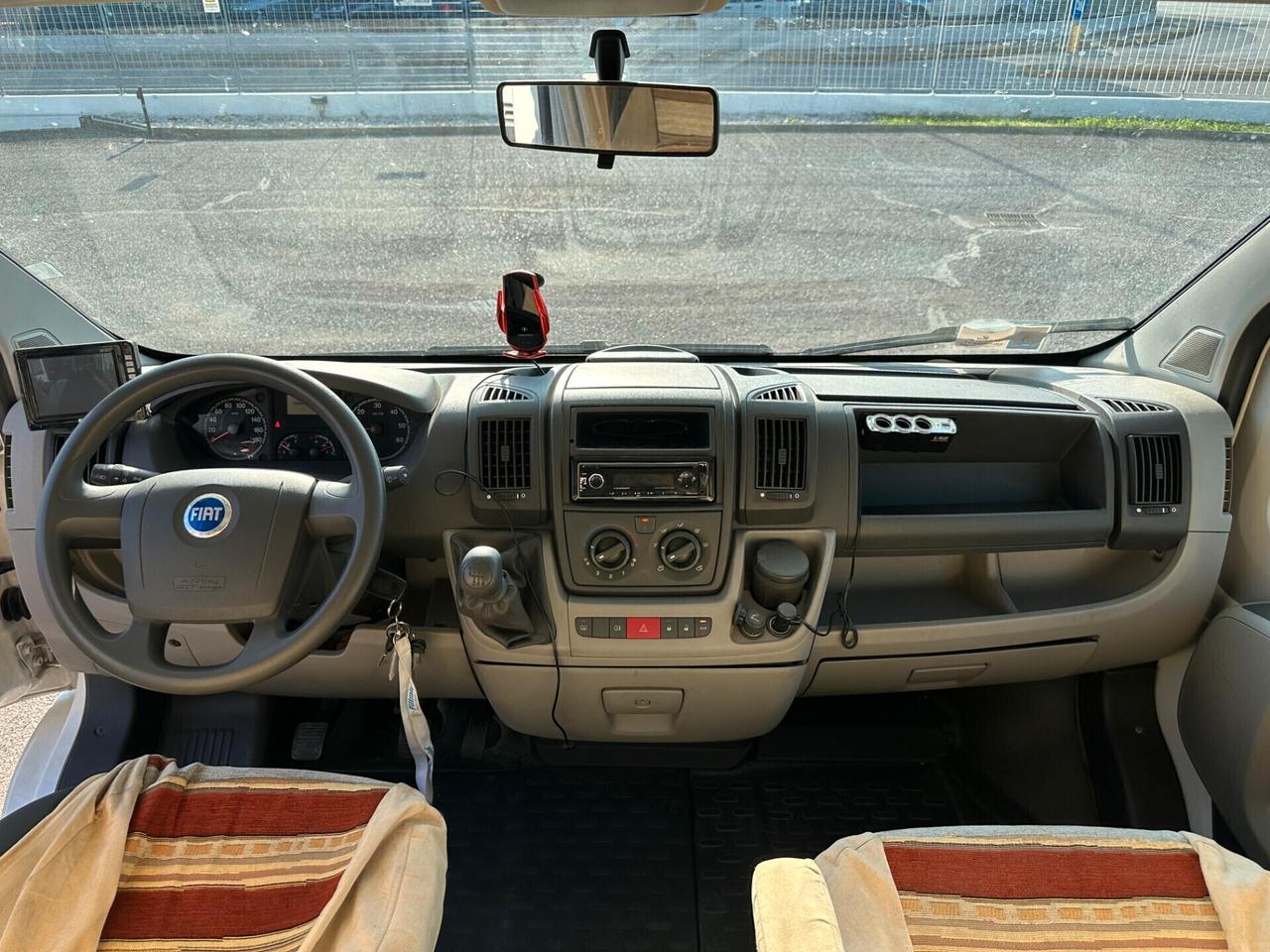 SEA Camper Mansardato Sharky M6